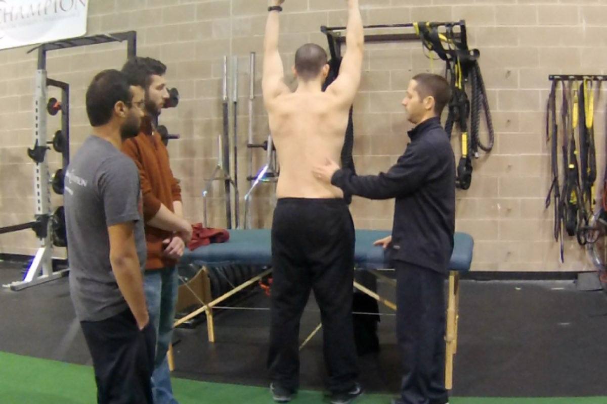 How to assess overhead shoulder mobility